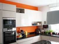 Cuisine Antony avec verrière et hotte déco